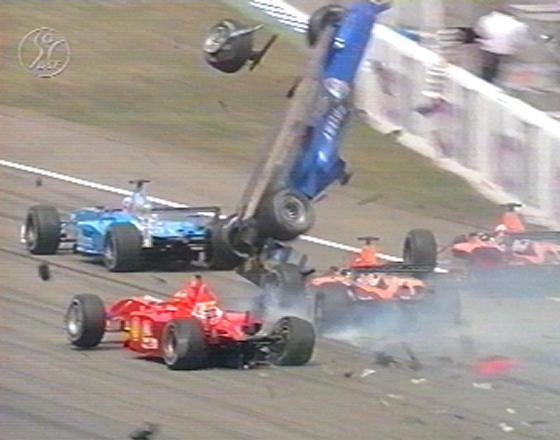 f1crash.jpg