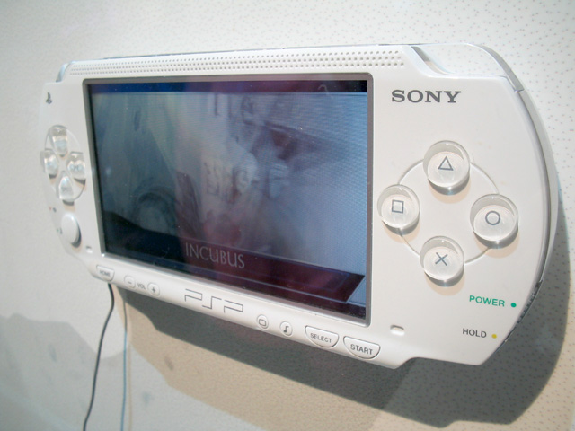 white_psp2.jpg
